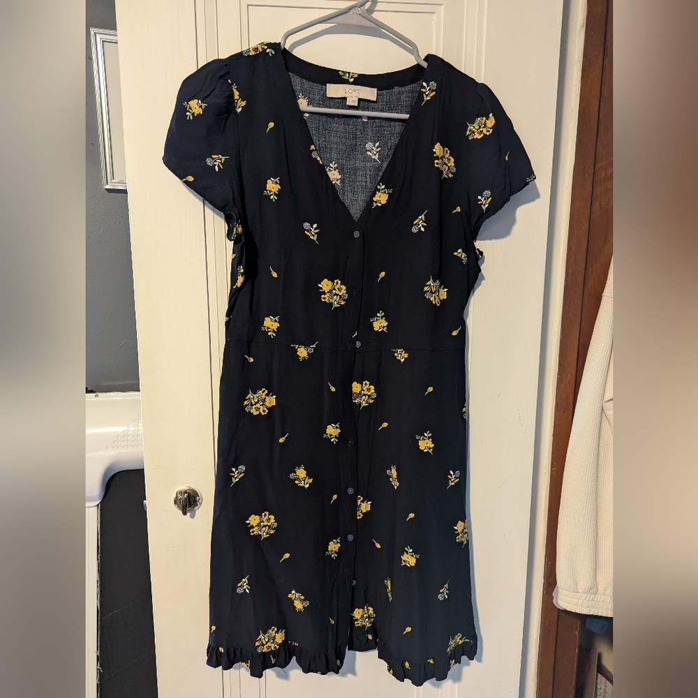 LOFT Floral V-Neck Dress Black and Yellow Sz 8